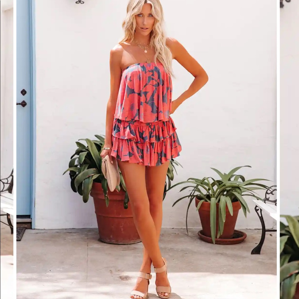 SOLD - Vici Collection, super cute floral ruffle jumpsuit